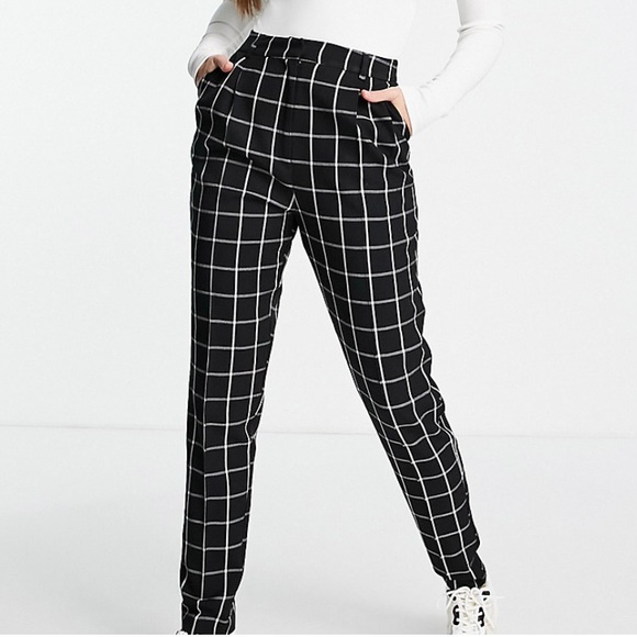 ASOS Pants - ASOS DESIGN Hourglass tailored smart tapered pants in Mono Check SZ US 6 Black
